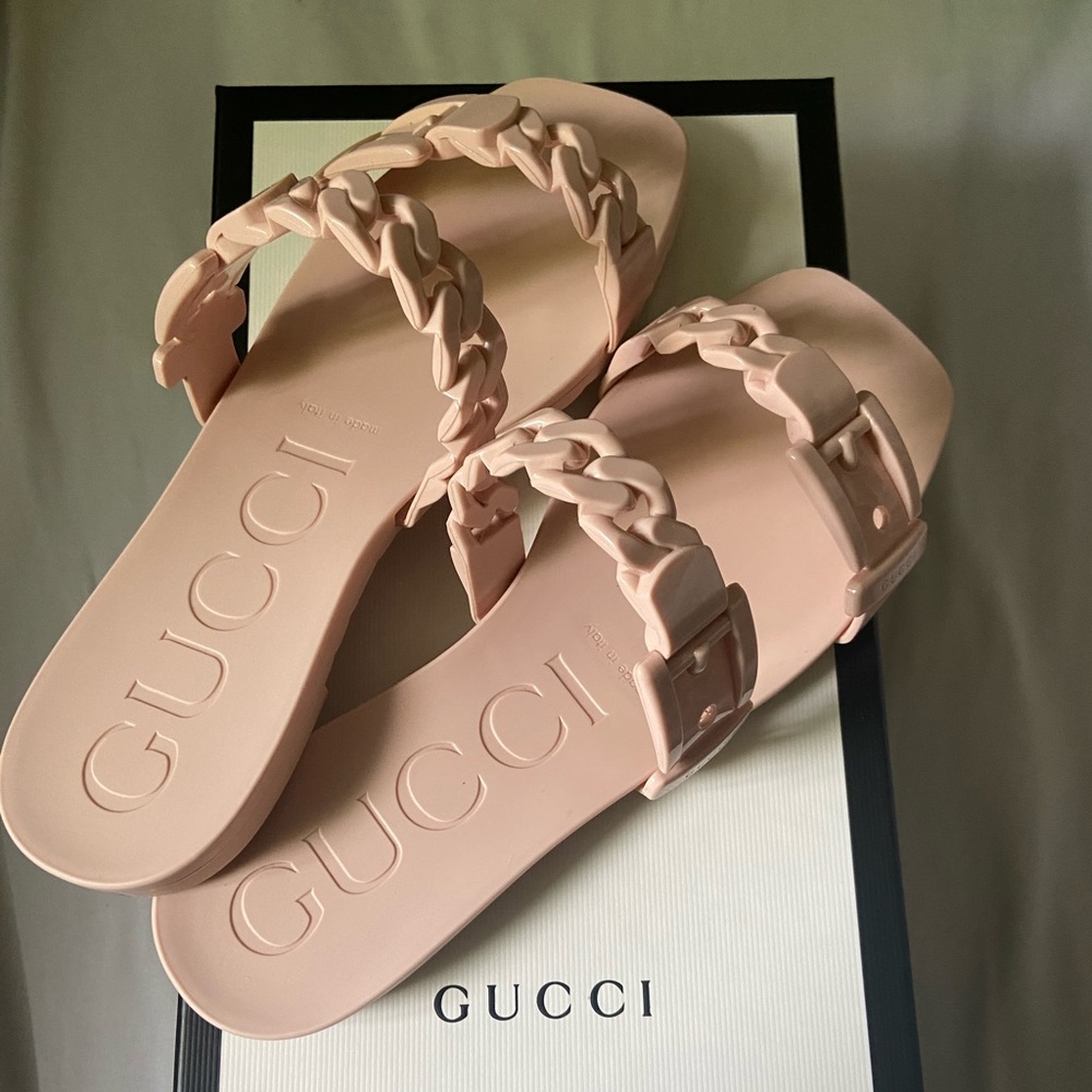 Womens Gucci Teena slides